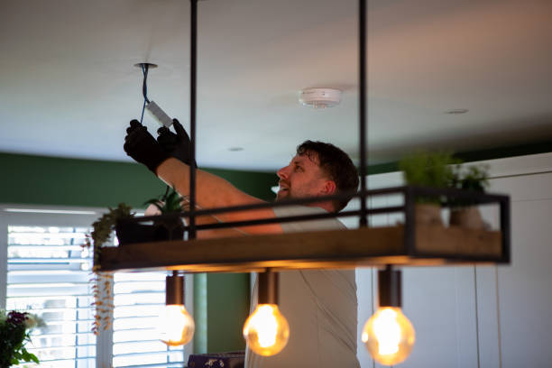 Professional Electrician in Burbank, IL